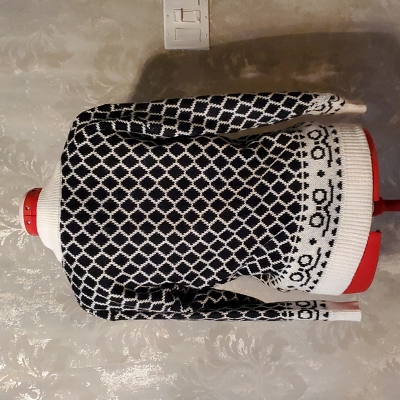 Vintage cottagecore floral sweater - Picture 3 of 9